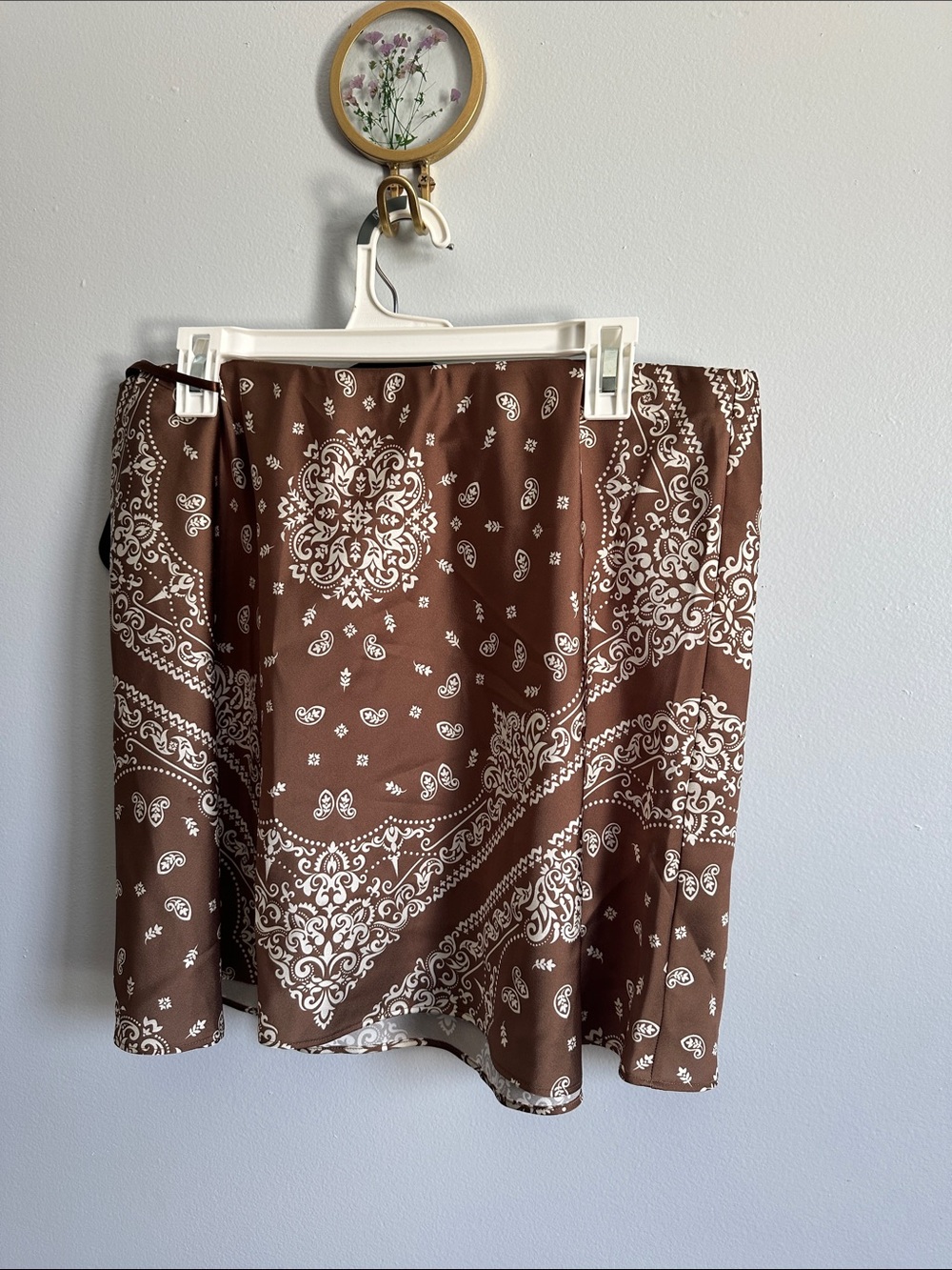 Gianni Bini Brown and White Paisley Mini Skirt